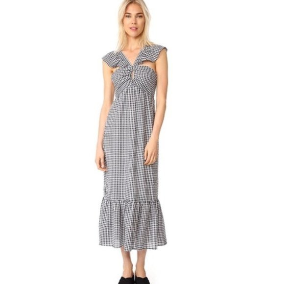 Wayf Dresses & Skirts - WAYF Gingham Dress new with tags in size Small